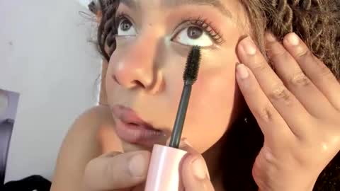 alika online show from 06/04/26, 02:34