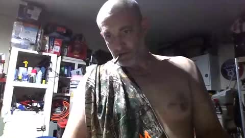 Snapshot of alilcountrydik chatting on 09/25/25, 06:39 CountryCock4u online show from 09/25/25, 06:39