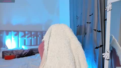 alina_39 online show from 10/26/25, 07:14