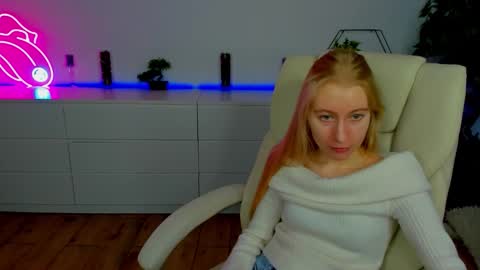 Alina online show from 11/03/25, 06:36