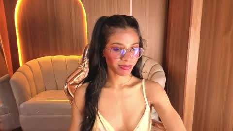 alina_b_ online show from 04/14/26, 08:15