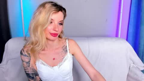 Alina online show from 06/04/26, 02:17