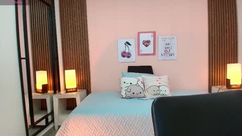 Alina online show from 12/15/25, 11:36