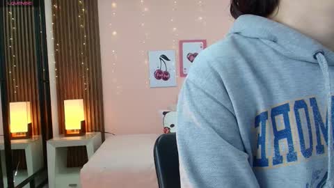 Alina online show from 03/25/26, 12:00