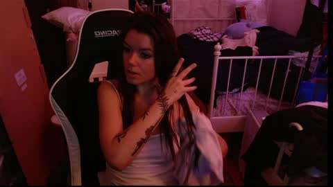 Alina Nightshade online show from 04/05/26, 12:52