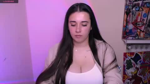 Snapshot of alinaasti_ chatting on 06/19/26, 07:56 Alina online show from 06/19/26, 07:56