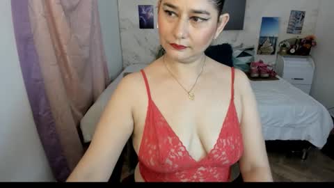 alinabozz1 online show from 03/26/26, 02:50