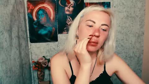 Alina online show from 05/18/26, 03:57