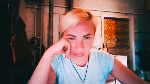 Alina online show from 06/17/26, 09:34