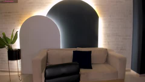 alinakravitz_ online show from 02/07/26, 12:31