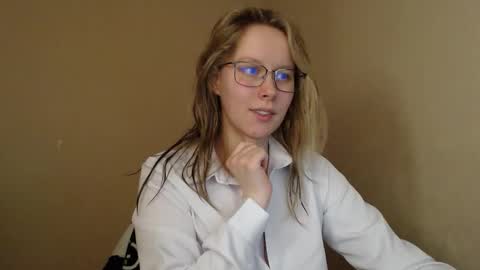 alinasei online show from 02/08/26, 09:07