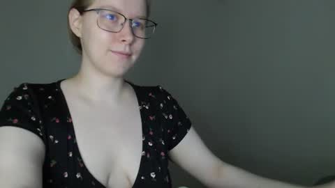 Snapshot of alinasei chatting on 07/03/26, 10:32 alinasei online show from 07/03/26, 10:32