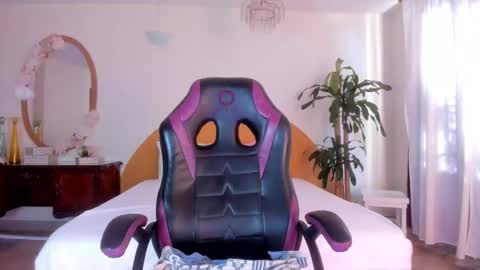 AlinaSimmons online show from 03/19/26, 12:53