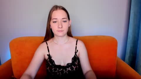 Snapshot of alinawise chatting on 02/10/25, 01:14 alinawise online show from 02/10/25, 01:14
