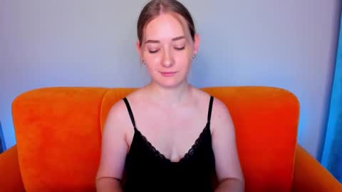 Snapshot of alinawise chatting on 02/12/25, 04:23 alinawise online show from 02/12/25, 04:23