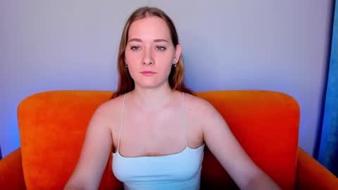 Snapshot of alinawise chatting on 02/17/25, 01:15 alinawise online show from 02/17/25, 01:15