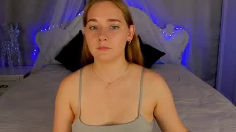 alinawise online show from 07/22/26, 02:03