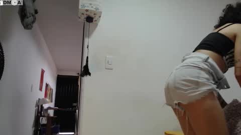  Ali  online show from 11/28/25, 04:42