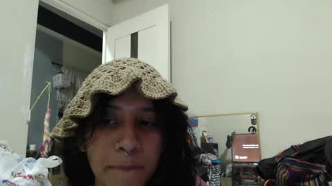  Ali  online show from 05/25/26, 02:06
