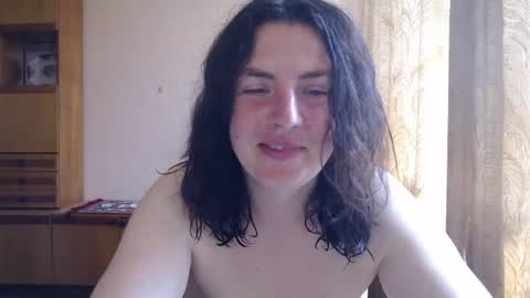 Snapshot of alinaxjames chatting on 07/14/26, 10:21 AlinaxJames online show from 07/14/26, 10:21