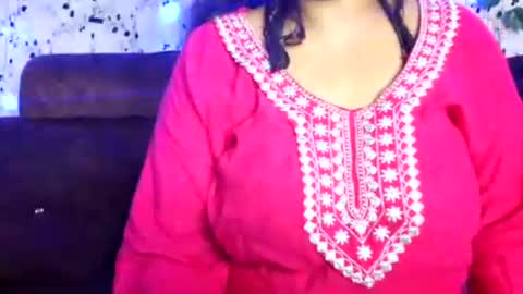 Alinna400 online show from 05/23/26, 05:06