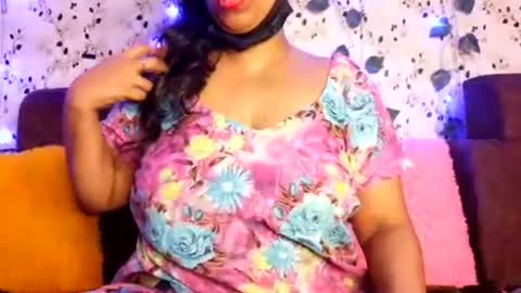 Alinna400 online show from 05/27/26, 01:57