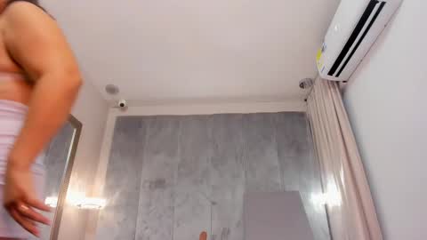 Alinna  online show from 03/08/25, 07:20