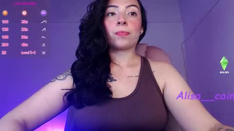Snapshot of alisa__cain chatting on 03/10/26, 07:13 Alejandra online show from 03/10/26, 07:13