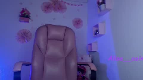 Snapshot of alisa__cain chatting on 05/16/26, 07:27 Alejandra online show from 05/16/26, 07:27