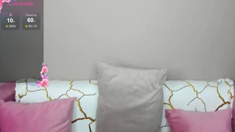 Snapshot of alisa__kelly chatting on 10/08/25, 01:58 alisa__kelly online show from 10/08/25, 01:58