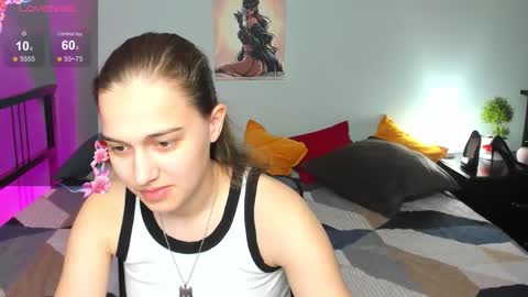Snapshot of alisa__kelly chatting on 10/24/25, 01:24 alisa__kelly online show from 10/24/25, 01:24