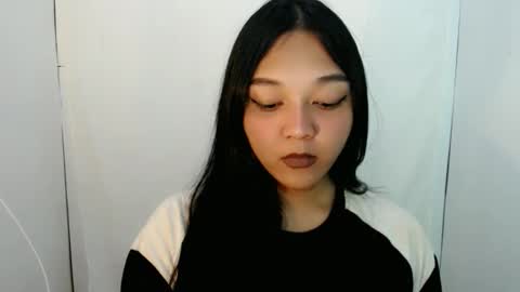 Shanti xhey online show from 03/25/26, 11:00