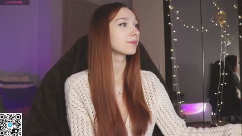 Snapshot of alisaa_01 chatting on 01/10/25, 03:39 Alice                                   Fansly Alisa01 online show from 01/10/25, 03:39