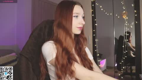 Snapshot of alisaa_01 chatting on 01/12/25, 03:17 Alice                                   Fansly Alisa01 online show from 01/12/25, 03:17