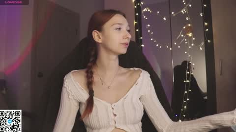 Snapshot of alisaa_01 chatting on 01/18/25, 03:42 Alice                                   Fansly Alisa01 online show from 01/18/25, 03:42