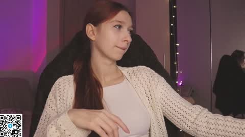 Snapshot of alisaa_01 chatting on 02/06/25, 03:27 Alice                                   Fansly Alisa01 online show from 02/06/25, 03:27