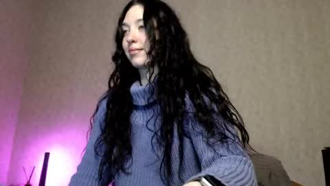 alisaadoll online show from 10/13/25, 02:17