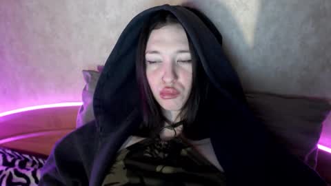 alisaadoll online show from 02/08/26, 01:36