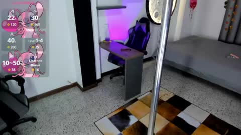 alise_mason online show from 04/15/26, 11:05