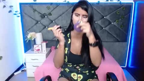 alisha_gamskar13 online show from 04/20/26, 01:14