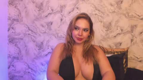 Snapshot of alisha_indira_ chatting on 01/31/25, 01:54 Andrea online show from 01/31/25, 01:54