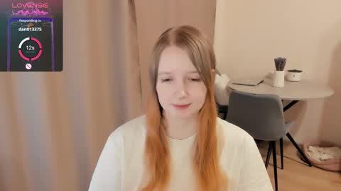 Snapshot of alisha_ley chatting on 01/28/25, 08:15 Alya online show from 01/28/25, 08:15