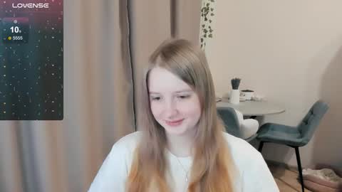 Alya online show from 11/20/25, 12:22