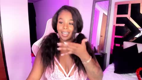 Alisha online show from 02/11/25, 09:03