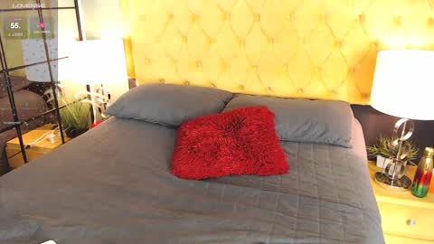 Luna online show from 12/25/24, 09:22