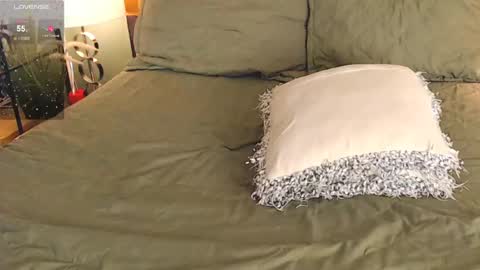 Luna online show from 01/06/25, 11:42