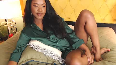 Luna online show from 01/08/25, 09:34