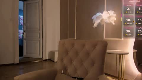 Alisia online show from 09/14/25, 09:08