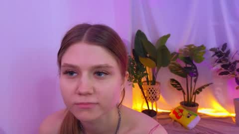 Alisia online show from 12/05/24, 01:06
