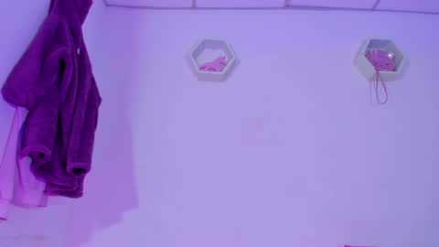 Alisia online show from 01/17/25, 12:53